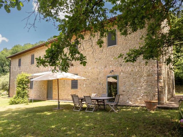 Rustico / Casale in vendita a San Casciano in Val di Pesa FI