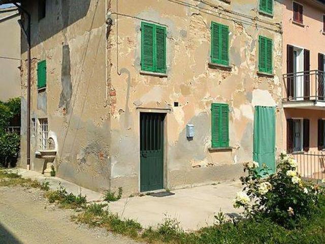 Rustico / Casale in vendita a San Damiano al Colle PV