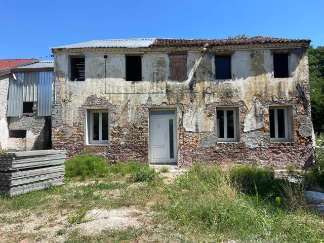 Rustico / Casale in vendita a San Giorgio in Bosco PD