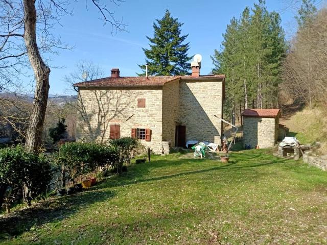 Rustico / Casale in vendita a San Godenzo FI