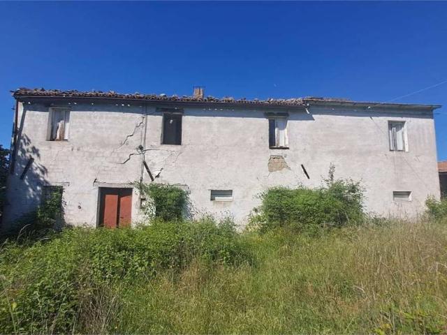 Rustico / Casale in vendita a San Paolo di Jesi AN