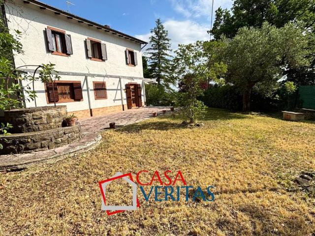 Rustico / Casale in vendita a San Paolo di Jesi AN