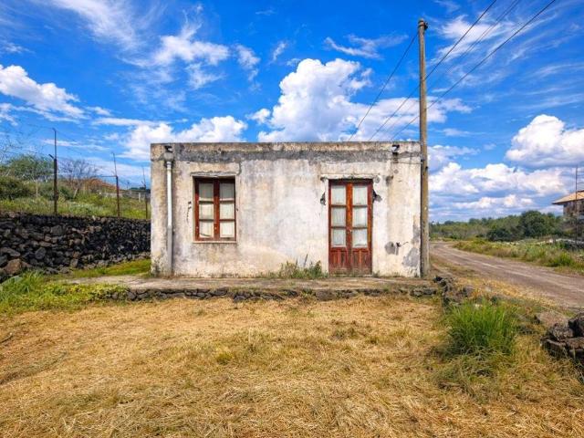 Rustico / Casale in vendita a San Pietro Clarenza CT