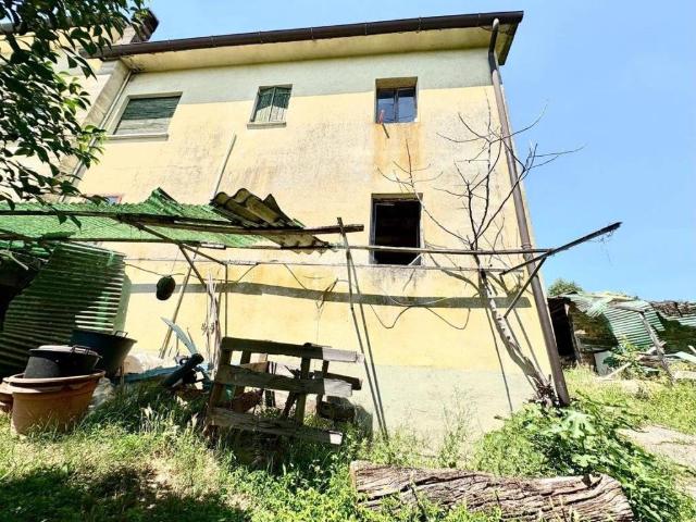 Rustico / Casale in vendita a San Pietro di Feletto TV