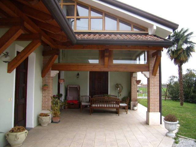 Rustico / Casale in vendita a San Quirino PN