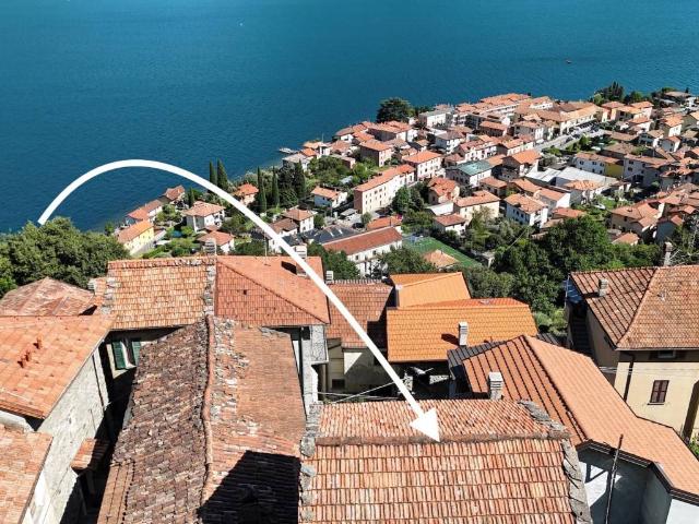 Rustico / Casale in vendita a San Siro CO