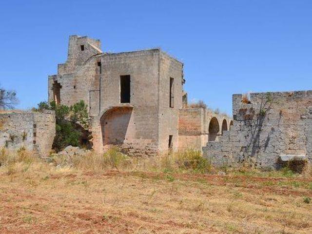 Rustico / Casale in vendita a San Vito dei Normanni BR