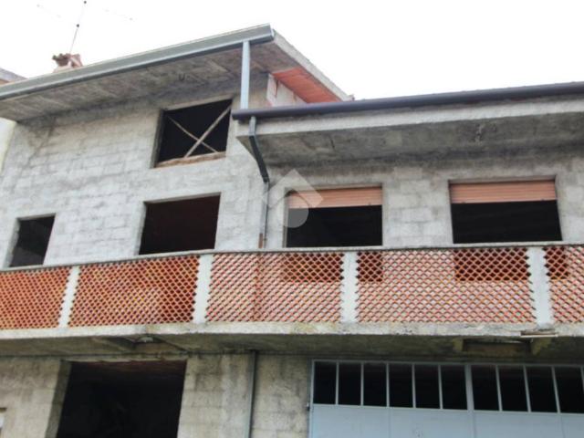 Rustico / Casale in vendita a San Vito di Fagagna UD
