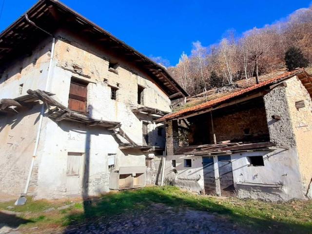 Rustico / Casale in vendita a Sanfront CN