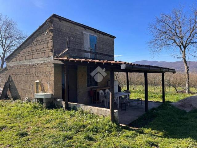 Rustico / Casale in vendita a Santo Stefano del Sole AV