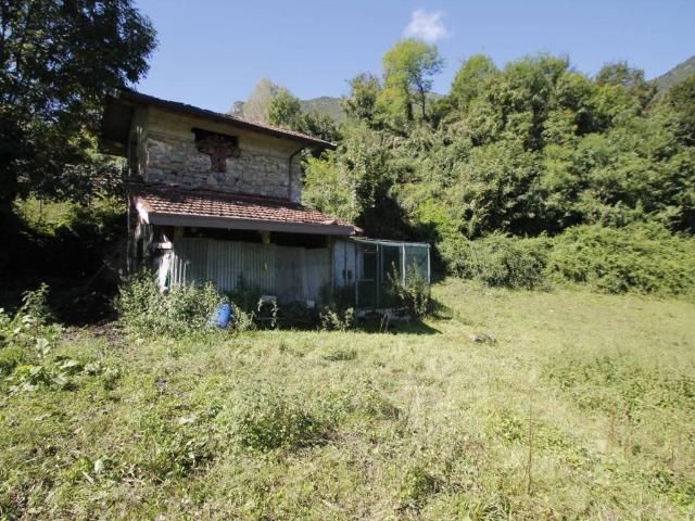 Rustico / Casale in vendita a Sant'Omobono Terme BG