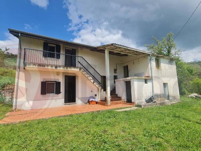 Rustico / Casale in vendita a Santopadre FR