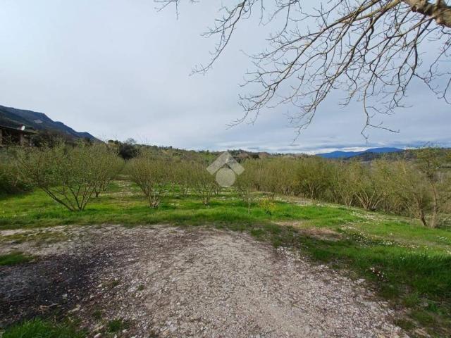 Rustico / Casale in vendita a Sant'Oreste RM