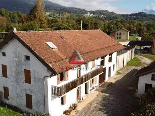 Rustico / Casale in vendita a Santa Giustina BL