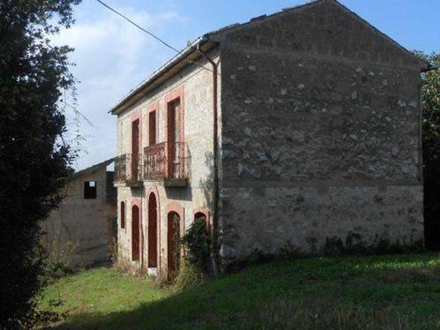 Rustico / Casale in vendita a Santa Paolina AV