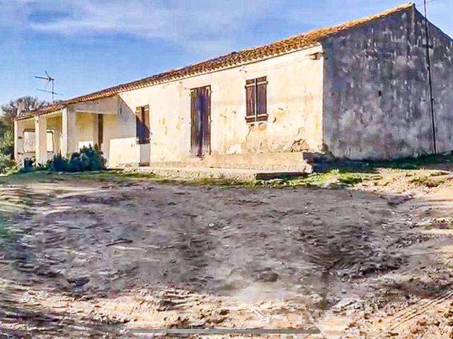 Rustico / Casale in vendita a Santa Teresa Gallura SS