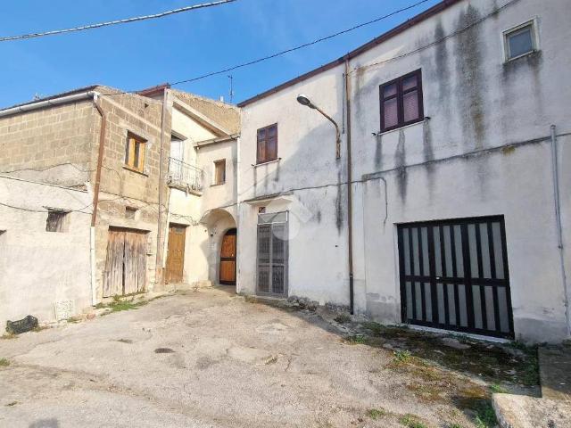 Rustico / Casale in vendita a Sant'Agata de' Goti BN