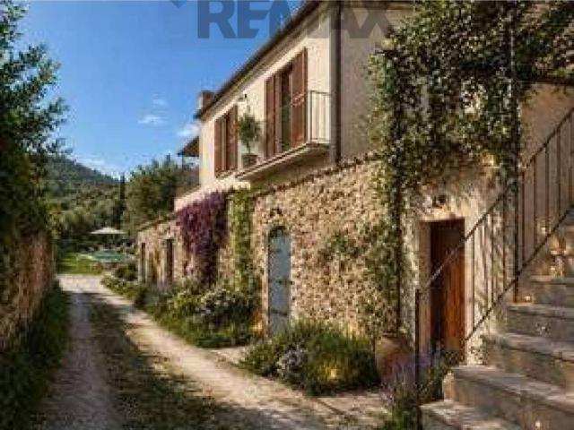 Rustico / Casale in vendita a Sant'Agata di Militello ME