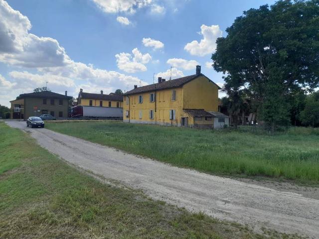Rustico / Casale in vendita a Sant'Angelo Lodigiano LO