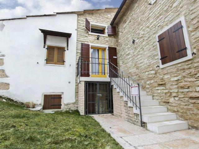 Rustico / Casale in vendita a Sant'Anna d'Alfaedo VR