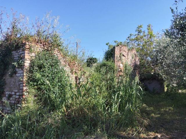 Rustico / Casale in vendita a Santarcangelo di Romagna RN