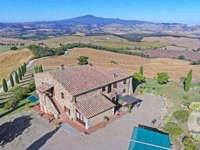 Rustico / Casale in vendita a Sarteano SI