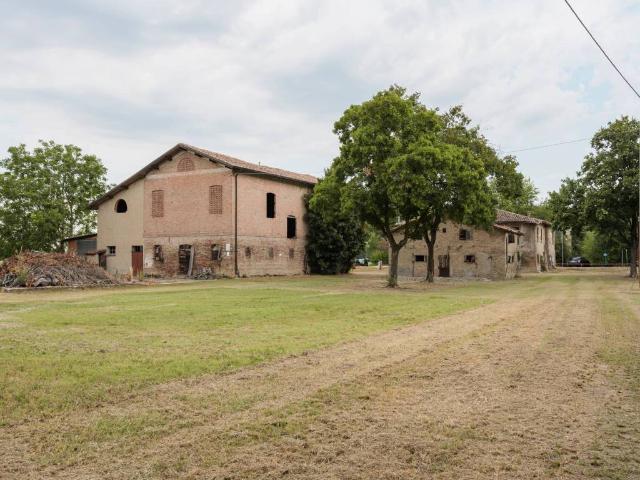 Rustico / Casale in vendita a Scandiano RE