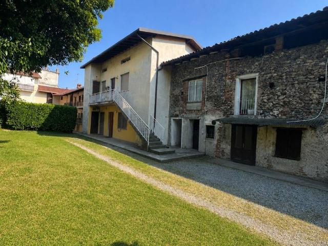 Rustico / Casale in vendita a Scanzorosciate BG