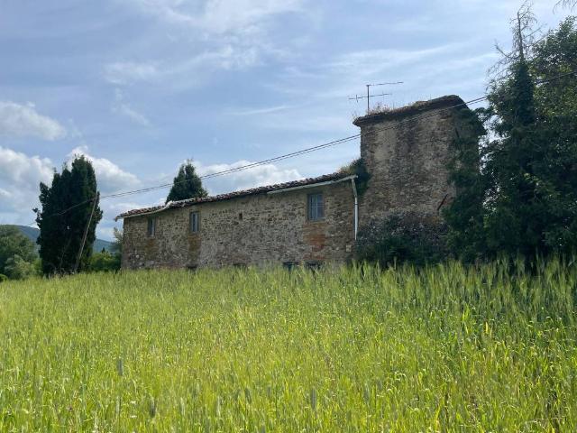 Rustico / Casale in vendita a Scarperia e San Piero FI
