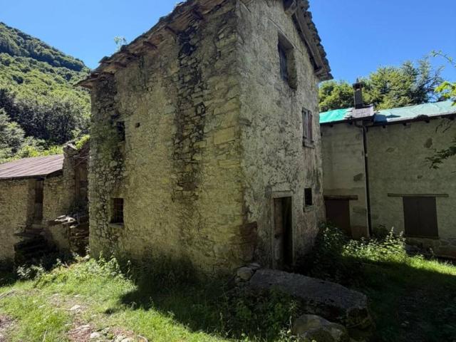 Rustico / Casale in vendita a Schignano CO