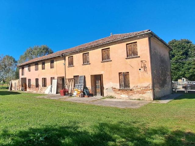 Rustico / Casale in vendita a Scorzè VE