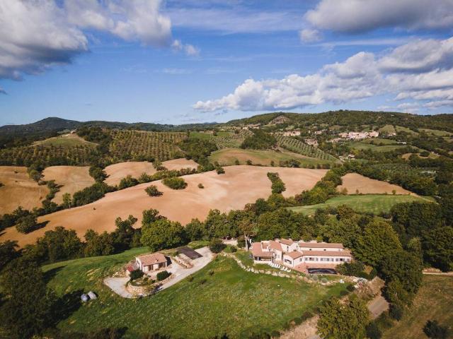 Rustico / Casale in vendita a Semproniano GR