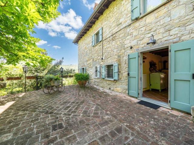 Rustico / Casale in vendita a Serramazzoni MO