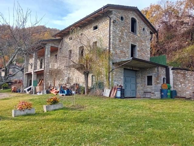 Rustico / Casale in vendita a Sestola MO