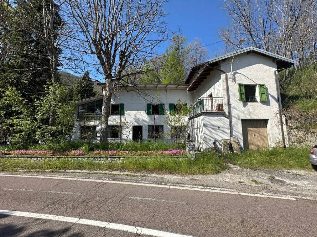 Rustico / Casale in vendita a Sestola MO