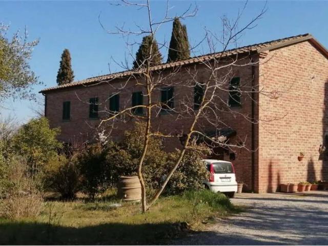 Rustico / Casale in vendita a Sinalunga SI