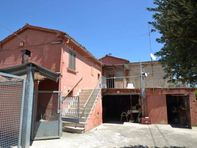 Rustico / Casale in vendita a Spinetoli AP