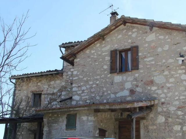 Rustico / Casale in vendita a Spoleto PG