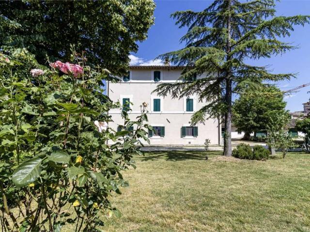 Rustico / Casale in vendita a Spoleto PG