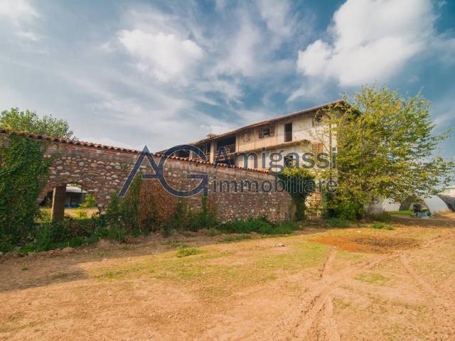 Rustico / Casale in vendita a Stezzano BG
