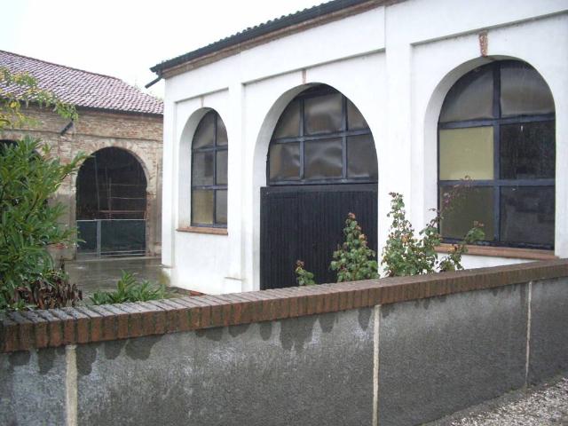 Rustico / Casale in vendita a Suzzara MN