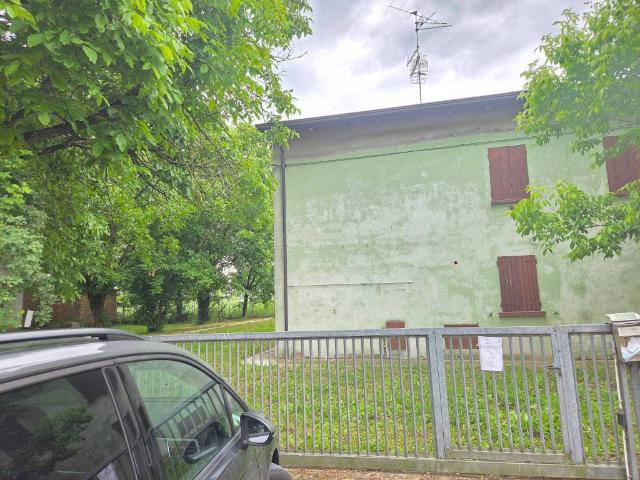 Rustico / Casale in vendita a Poviglio RE