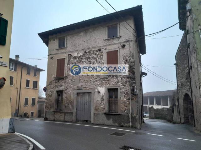 Rustico / Casale in vendita a Pozzolengo BS