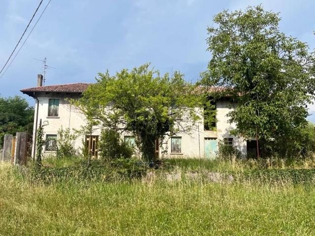 Rustico / Casale in vendita a Pozzuolo del Friuli UD