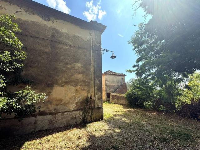 Rustico / Casale in vendita a Poggibonsi SI