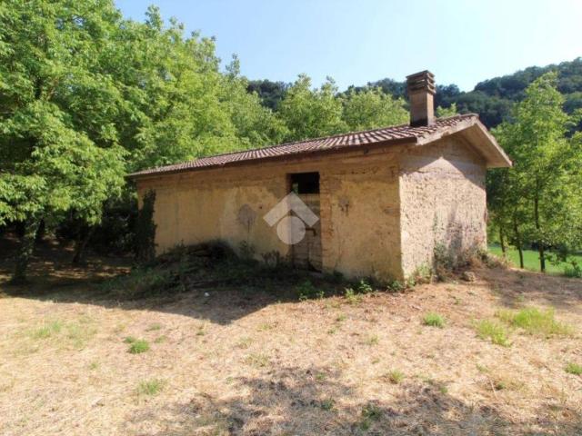 Rustico / Casale in vendita a Poggio Nativo RI