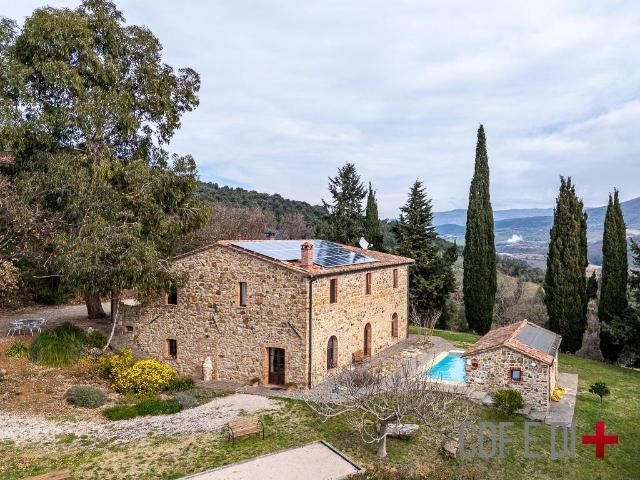 Rustico / Casale in vendita a Pomarance PI