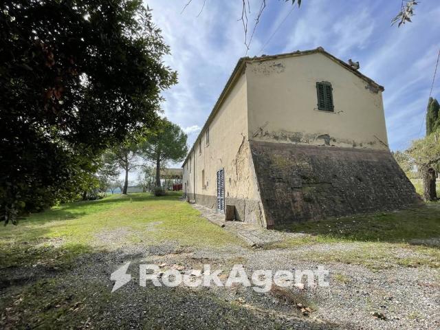 Rustico / Casale in vendita a Pomarance PI