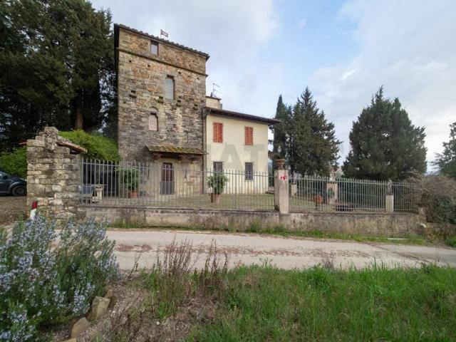 Rustico / Casale in vendita a Pontassieve FI