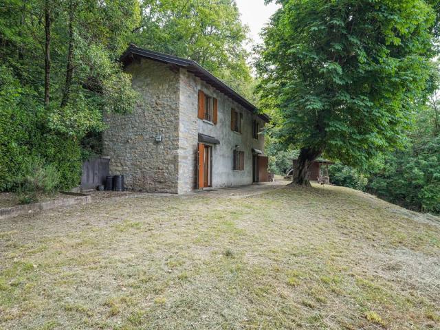 Rustico / Casale in vendita a Ponteranica BG